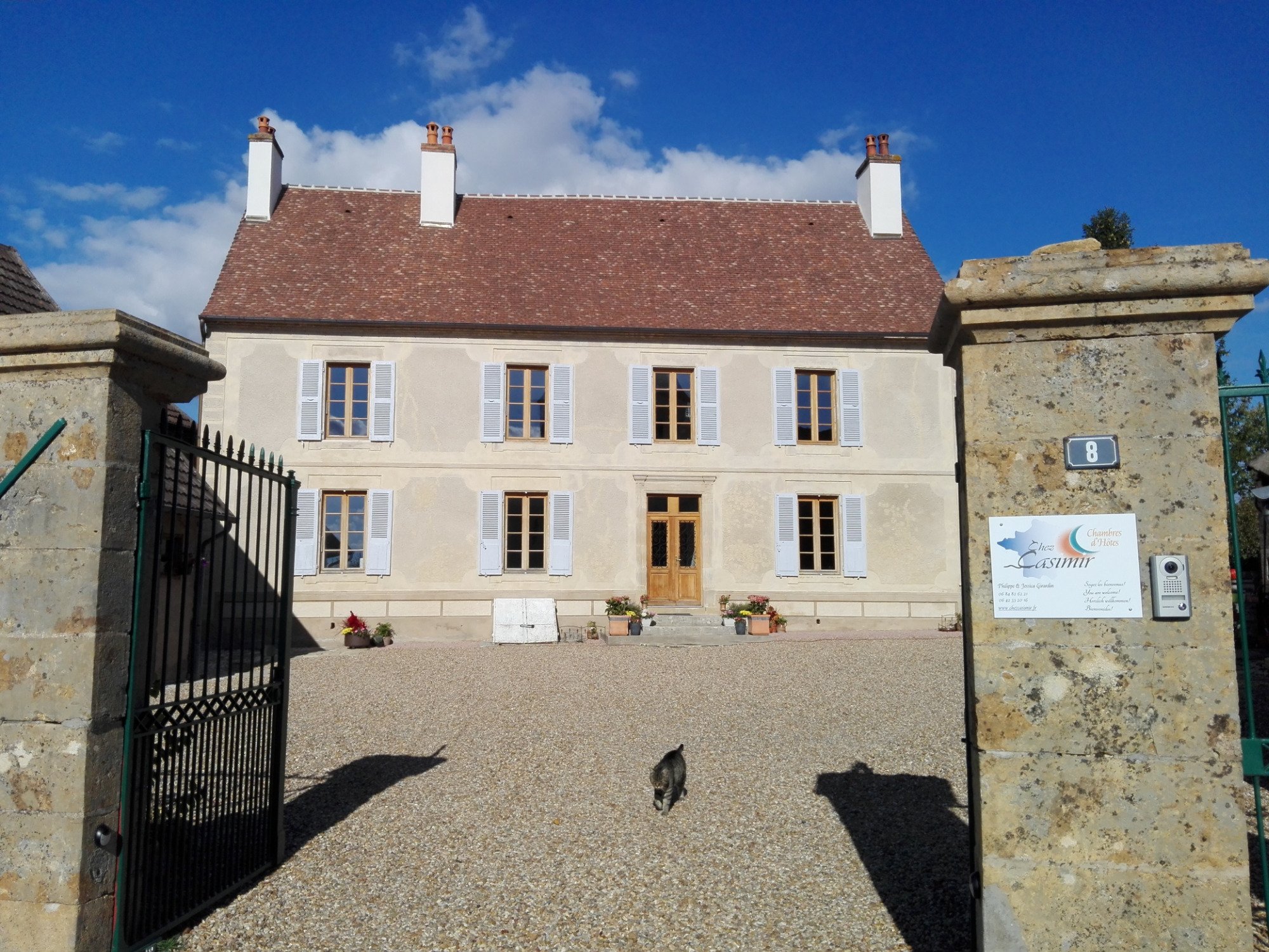 Chez Casimir-官方