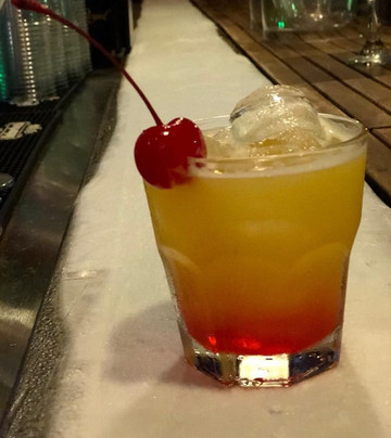 Aromas Cigar, Wine & Martini Bar-杰克逊维尔必去景点