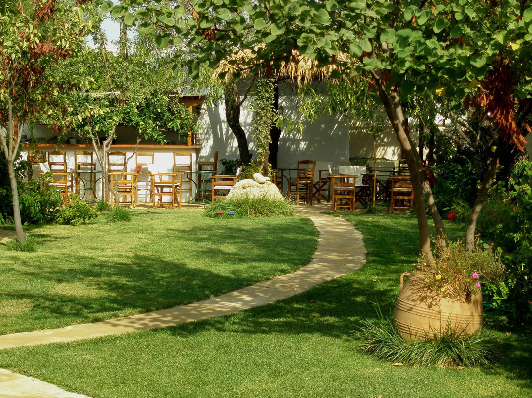 Ariadne Hotel Apartments主图