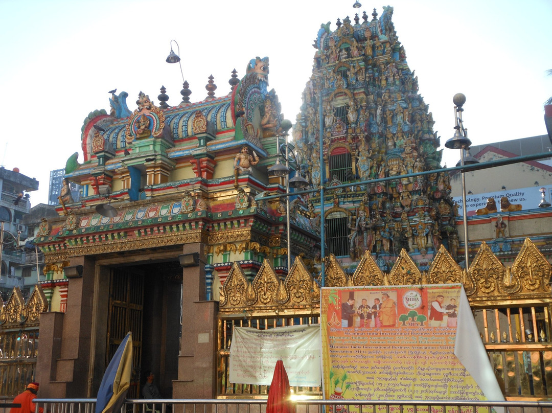 Sri Kaali Amman Hindu Temple-仰光必去景点