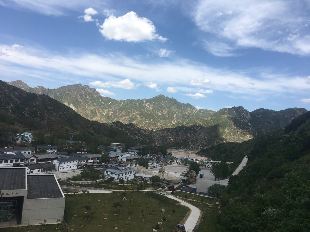 白石山玻璃栈道-保定市必去景点