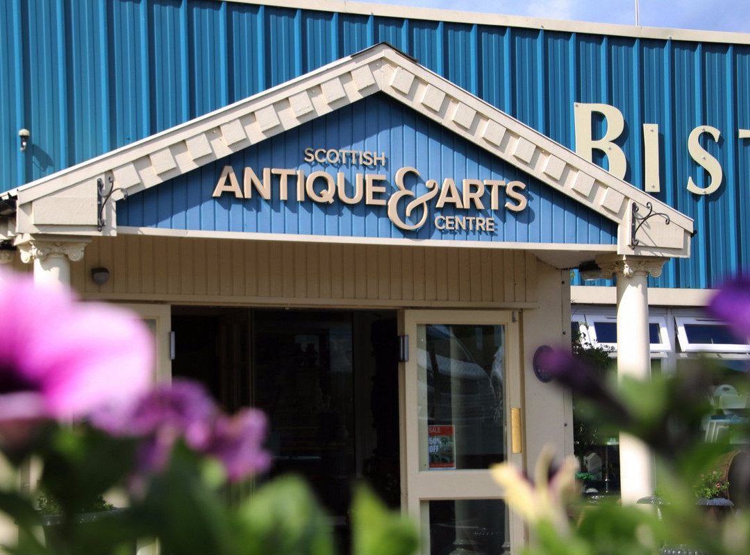 Rait旅游景点-The Scottish Antique & Arts Centre