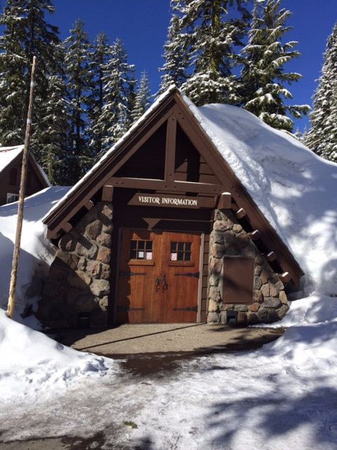 Crater Lake National Park - Steel Visitor's Center景点图片