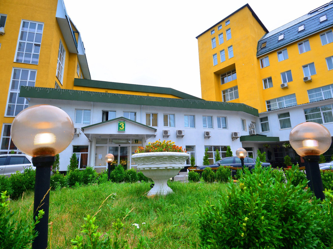 Verkhovina Hotel
