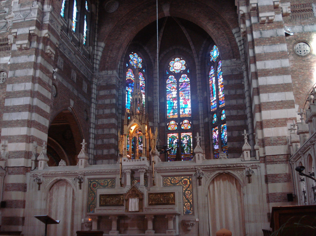Eglise Saint-Vaast景点图片