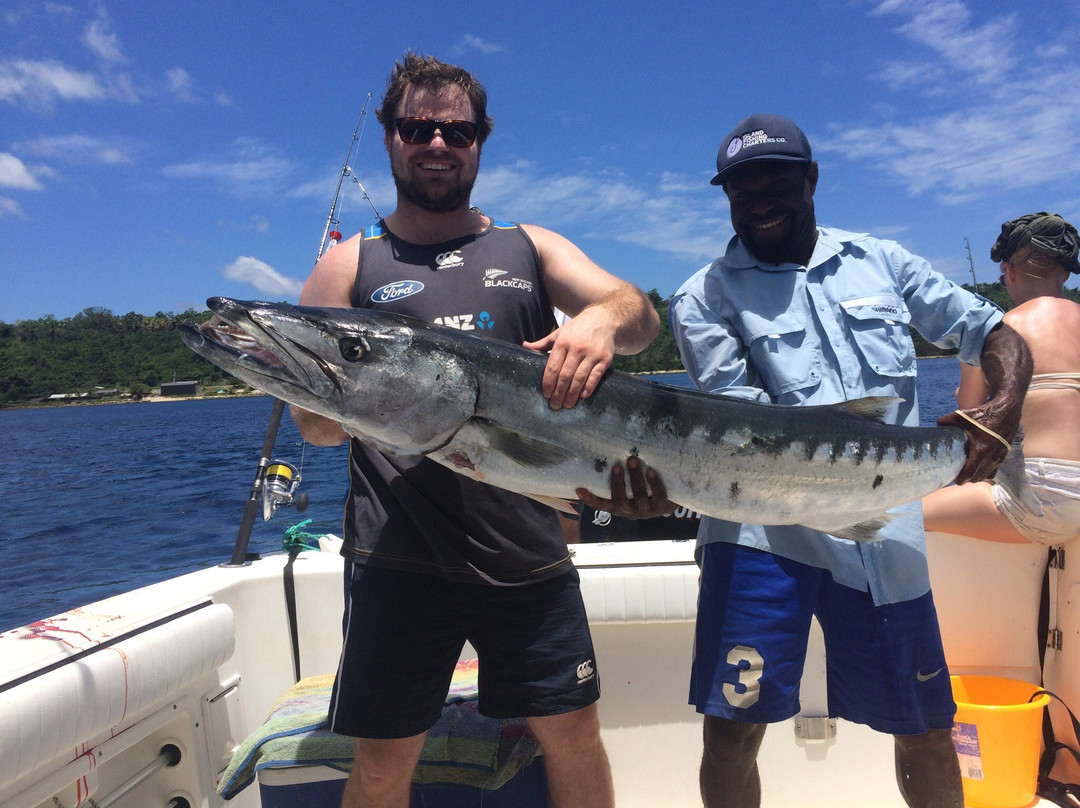 Island Fishing Charters Co.-维拉港必去景点