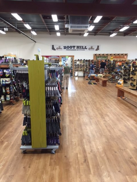 Farm-Way Inc - Vermont Gear-Bradford必去景点