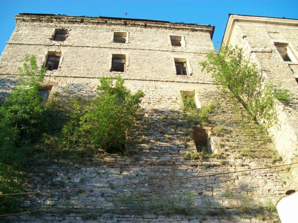 The Chartoryjskyj Family Palace-Kamianets-Podilskyi必去景点