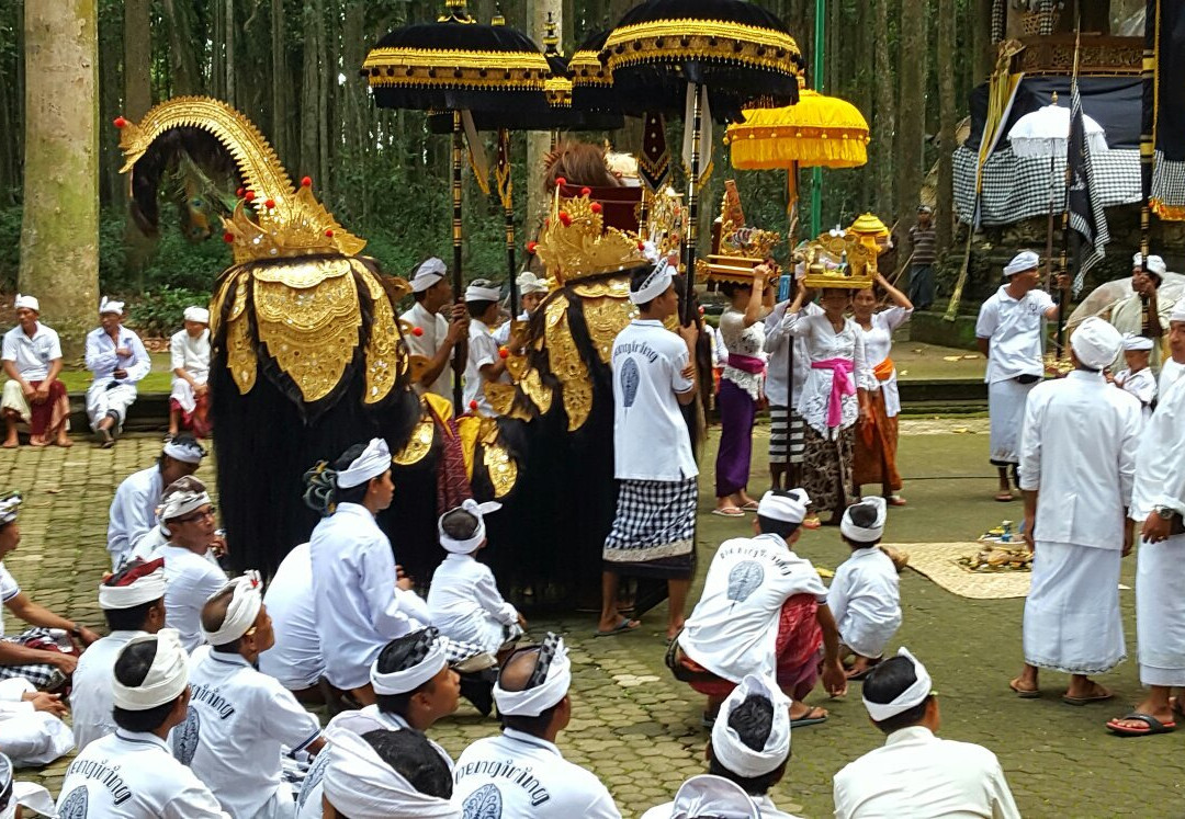 Pura Bukit Sari-阿比安塞马尔必去景点