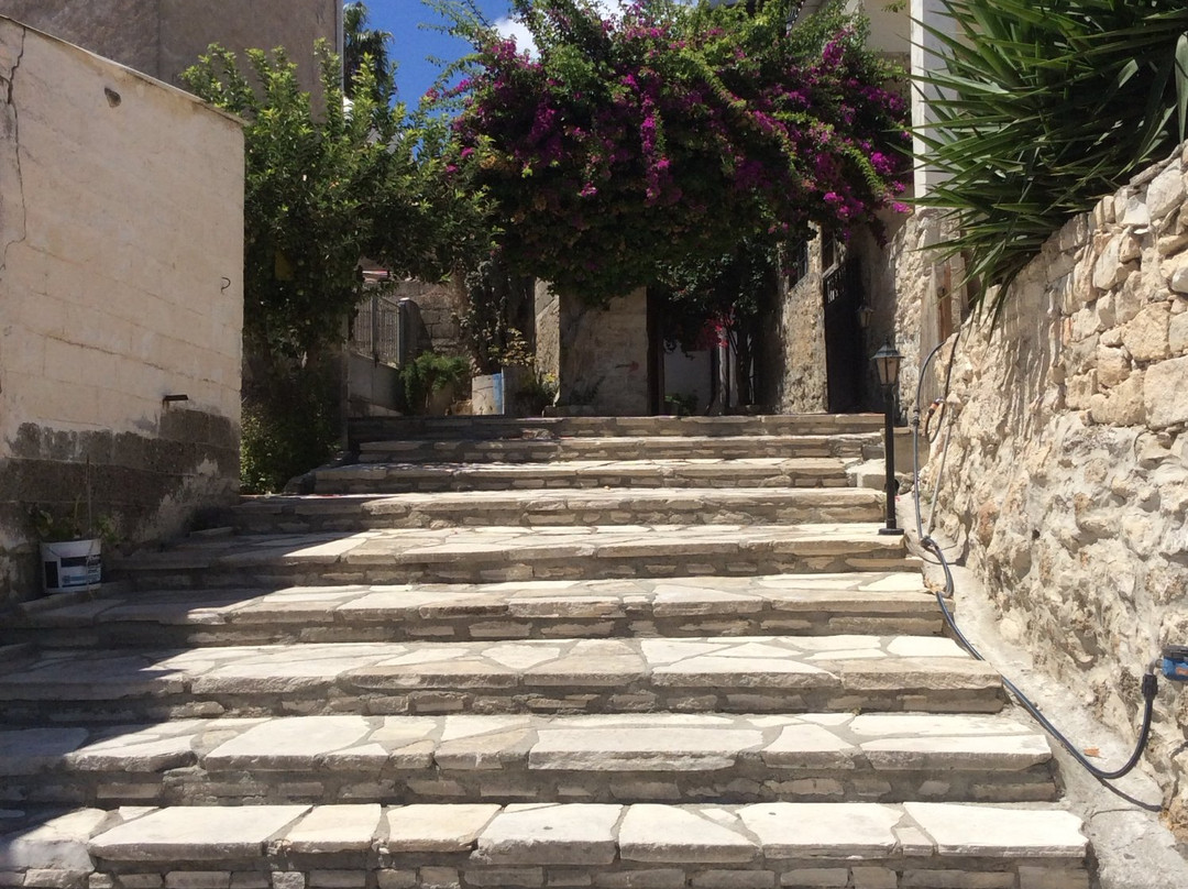 Bunch of Grapes Inn Hotel主图