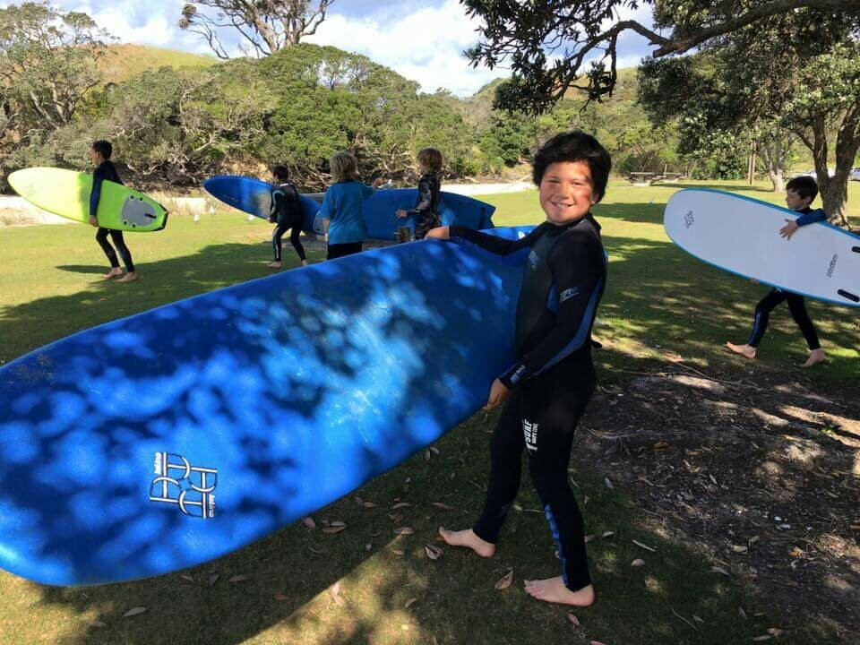 Learn 2 Surf Waipu Cove景点图片