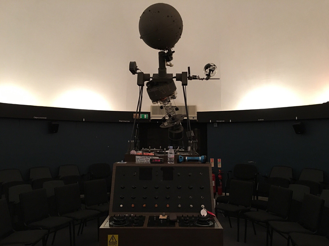 Norman Lockyer Observatory-西德茅斯必去景点