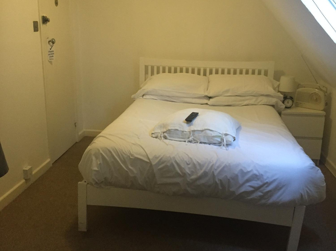 Crown Rooms Newmarket主图