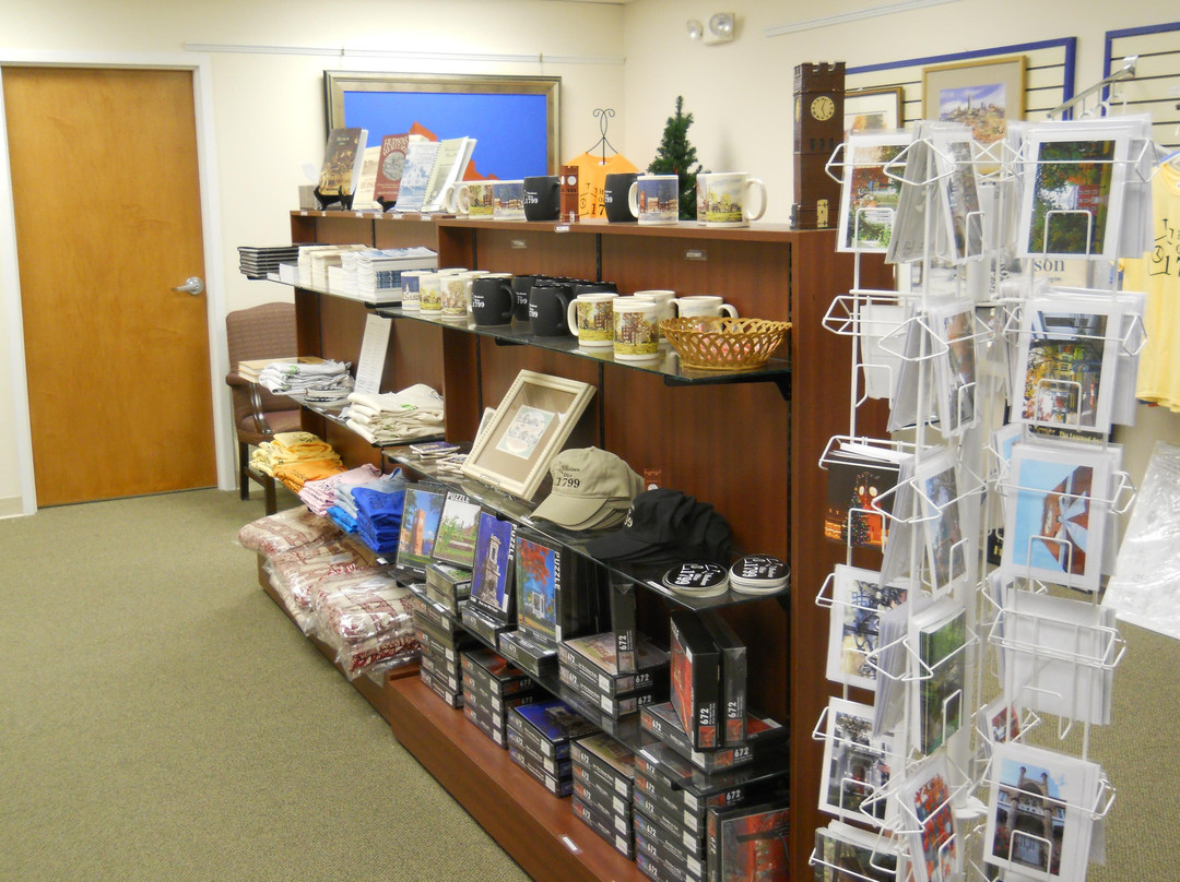 Hudson Visitor Center-Hudson必去景点