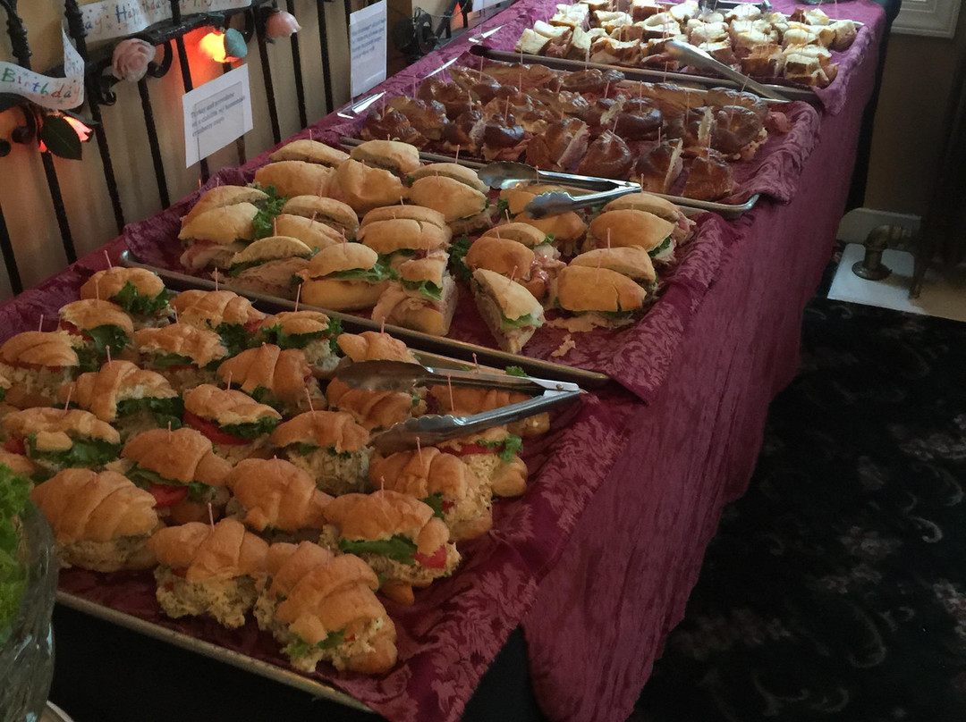 Roxy's Chatterbox Cafe