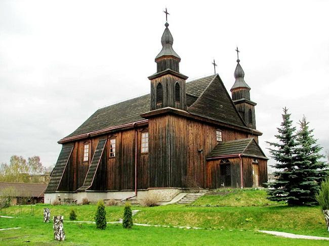 Assumption Church St. Anne-Kovel必去景点