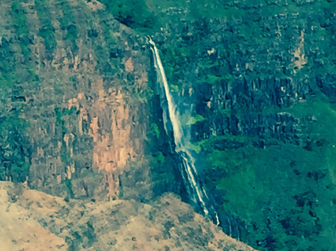 Waipo’o Falls-威美亚必去景点