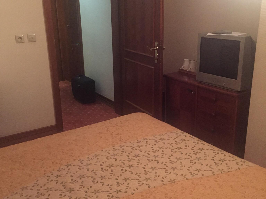 Business Hotel Neftyanik主图