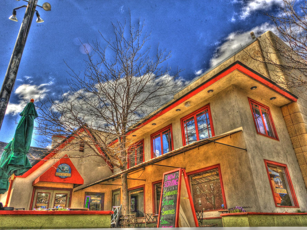 Magpies Newsstand Cafe