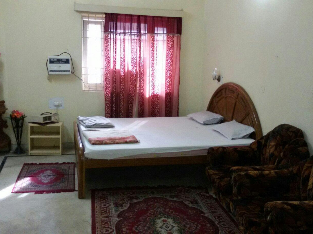 Hotel Mayuri Regency主图