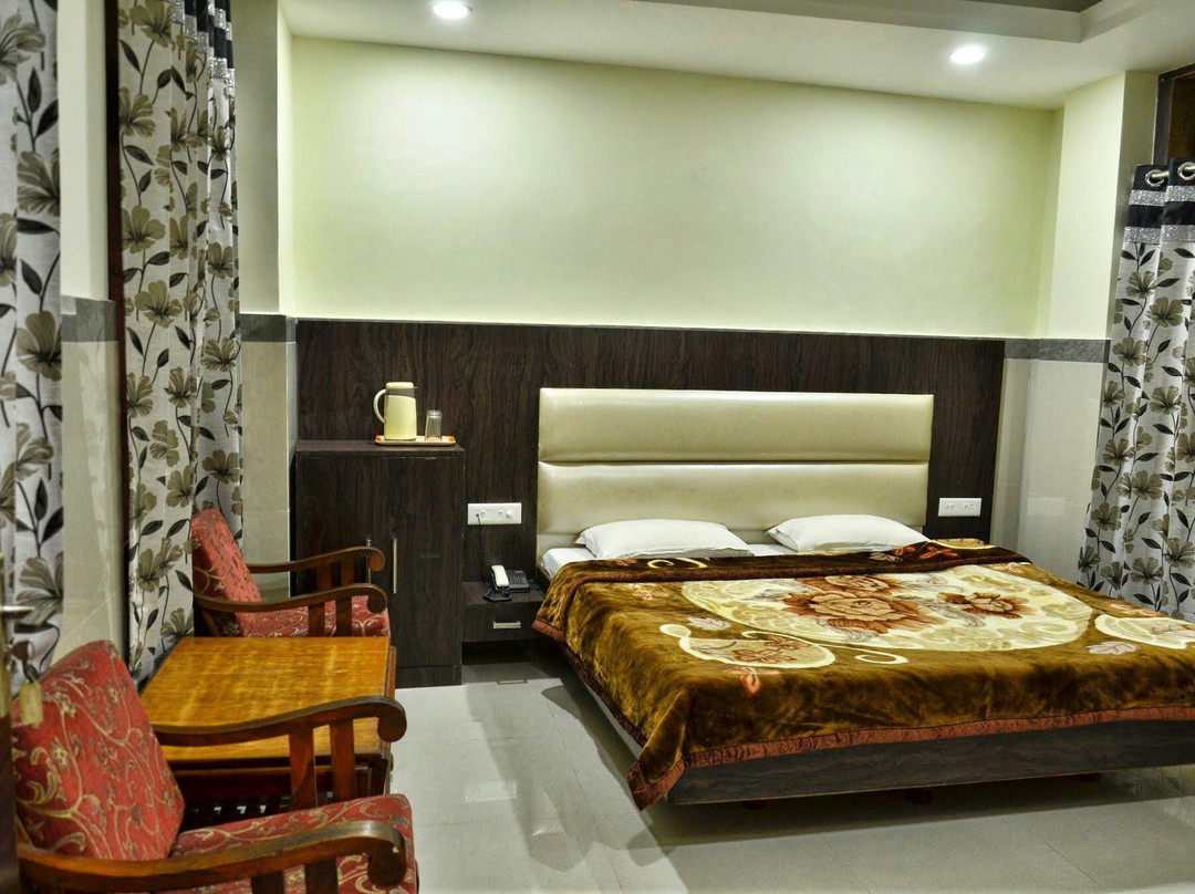Vaishno Devi酒店住宿-Hotel Subash Katra