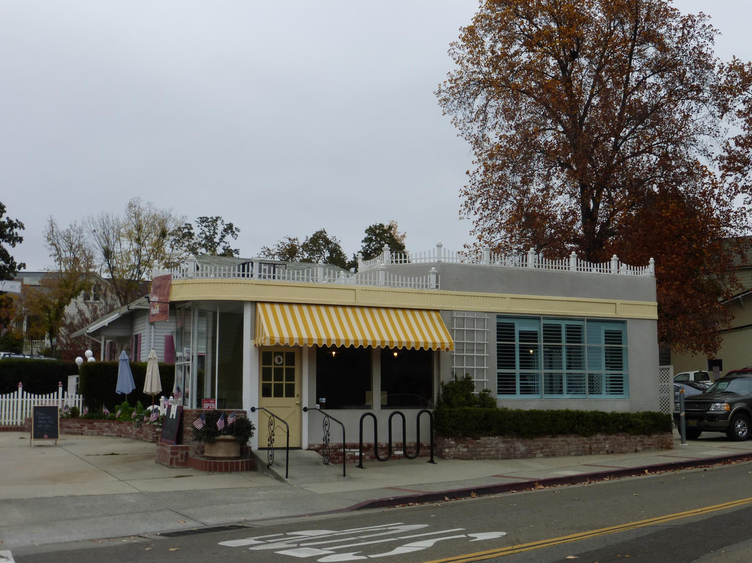 Pilot Hill餐馆和美食-The Healthy Habit