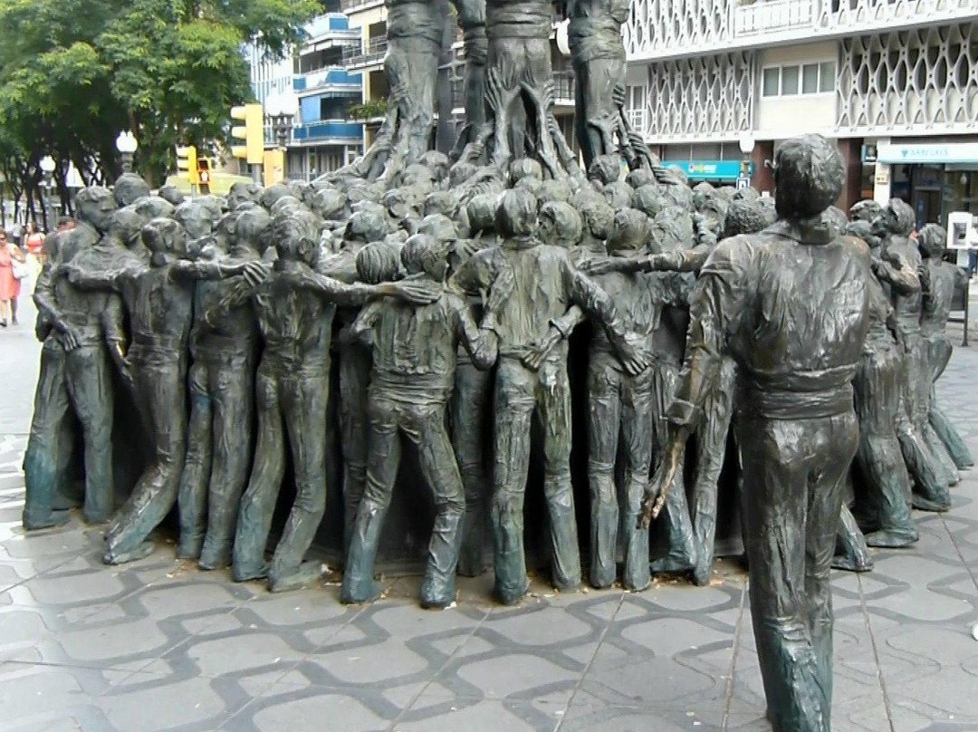 Monumento a los Castellers-塔拉戈纳必去景点