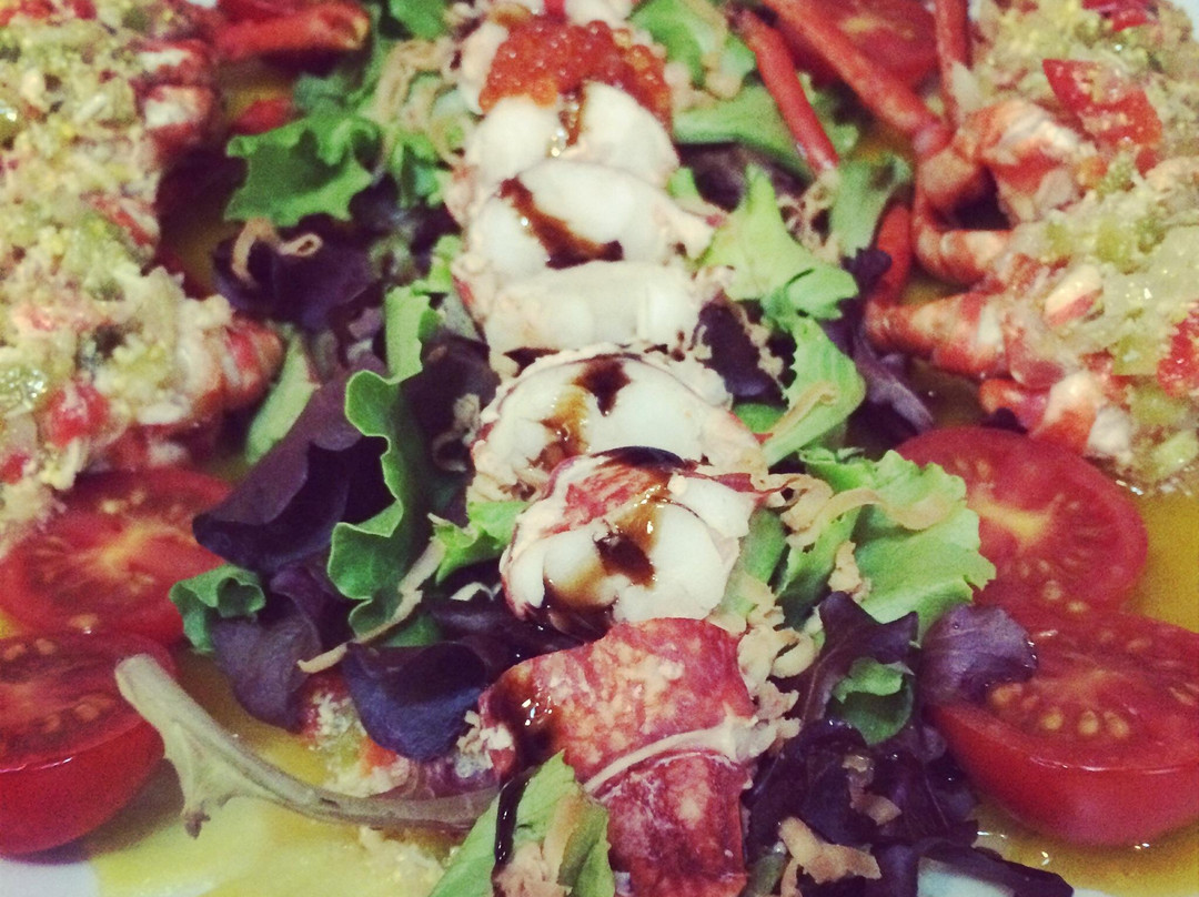 Navalperal de Pinares餐馆和美食-Restaurante Montecarlo