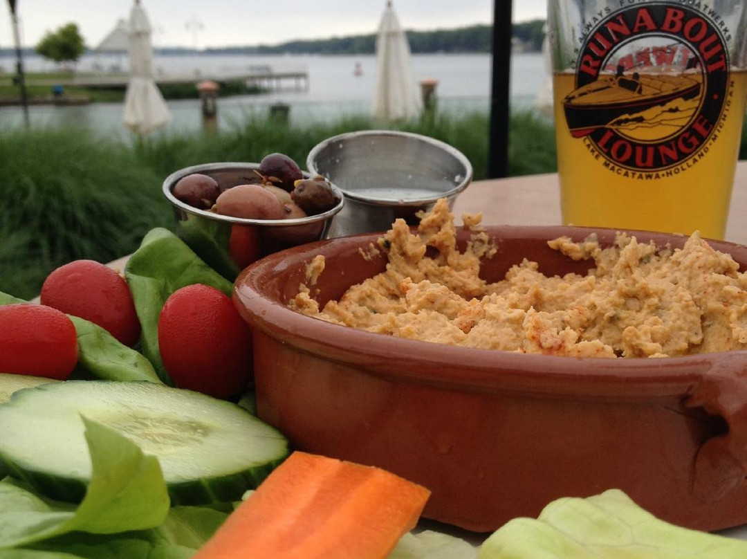 Boat Works Bar & Grill