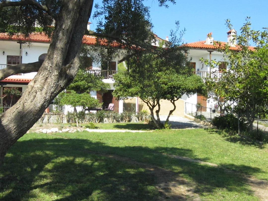 Neria Summer Houses