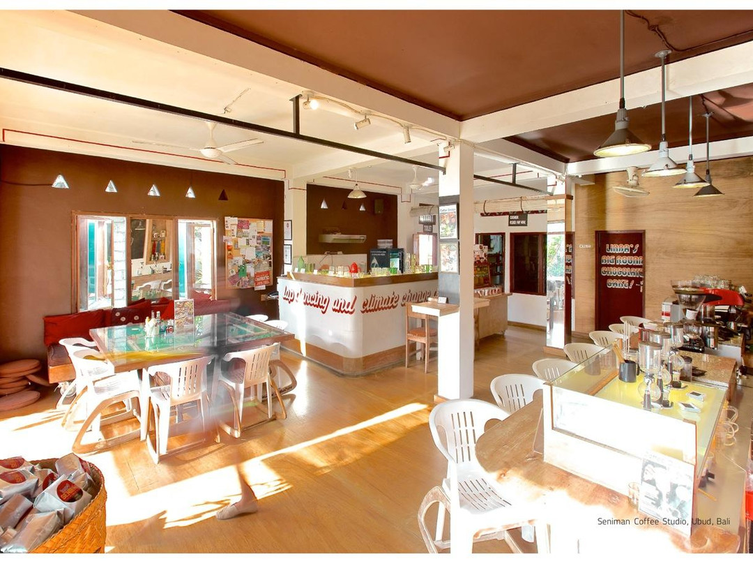 Seniman Coffee Studio主图