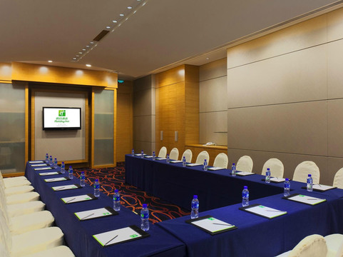 天津水游城丽筠酒店(西北角特色美食街区店)主图