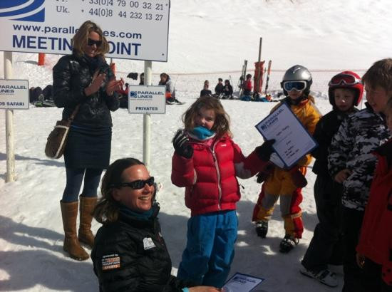 Parallel Lines Snow Sports School-梅瑞贝尔必去景点