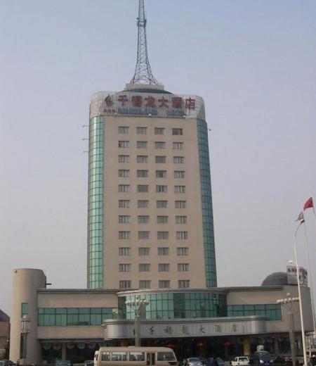 千禧龙大酒店主图