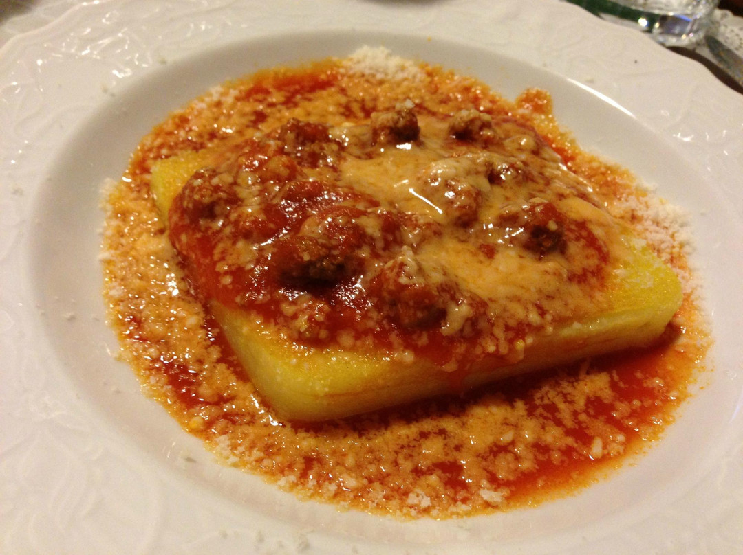 Mirabello Sannitico餐馆和美食-La Tentiglia