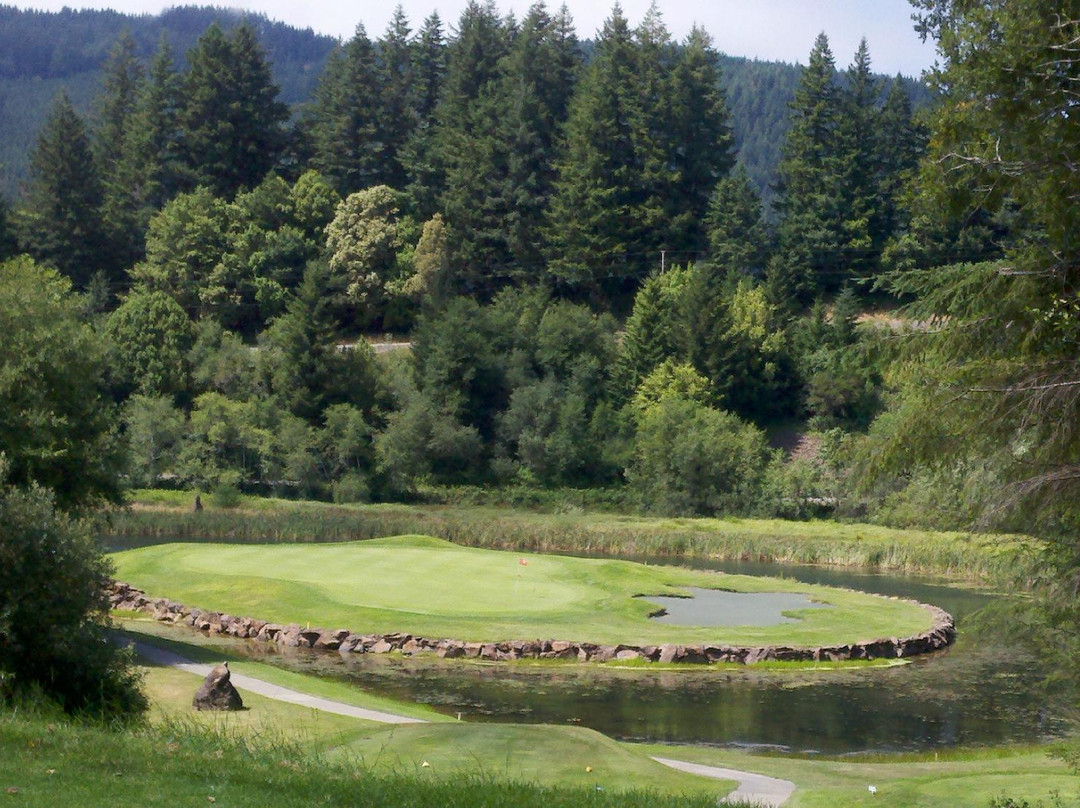 Salmon Run Golf Course-布鲁金斯必去景点