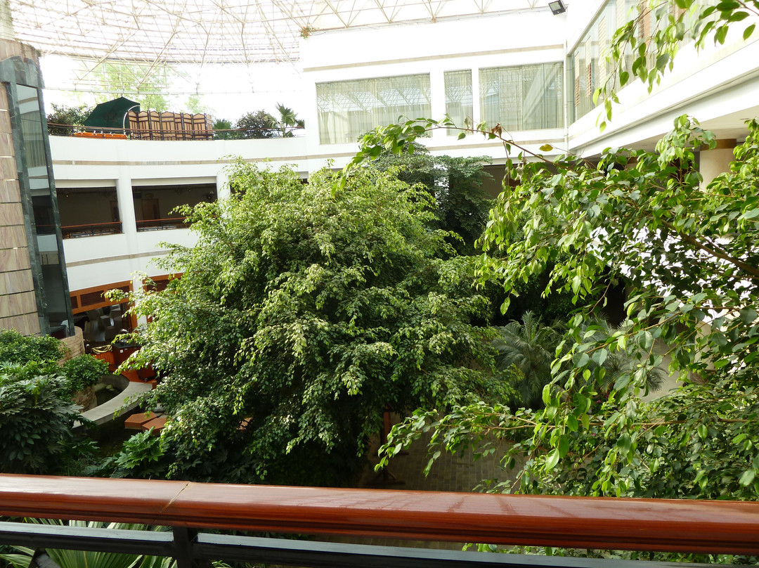 云南世博花园酒店主图