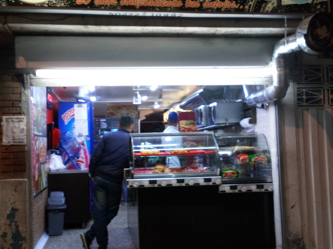 Ciudad Bolivar餐馆和美食-Pizzerías comidas rapidas taz