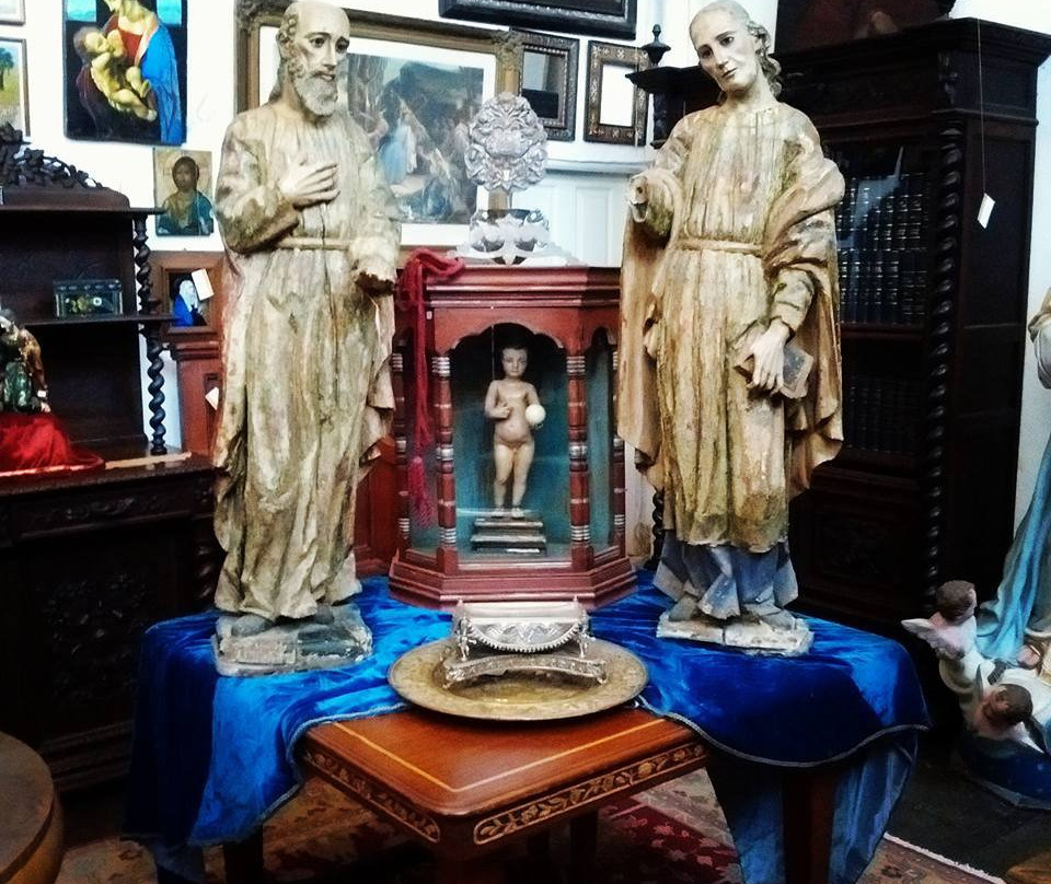 Arte & Antiguedades-圣米格尔护城必去景点