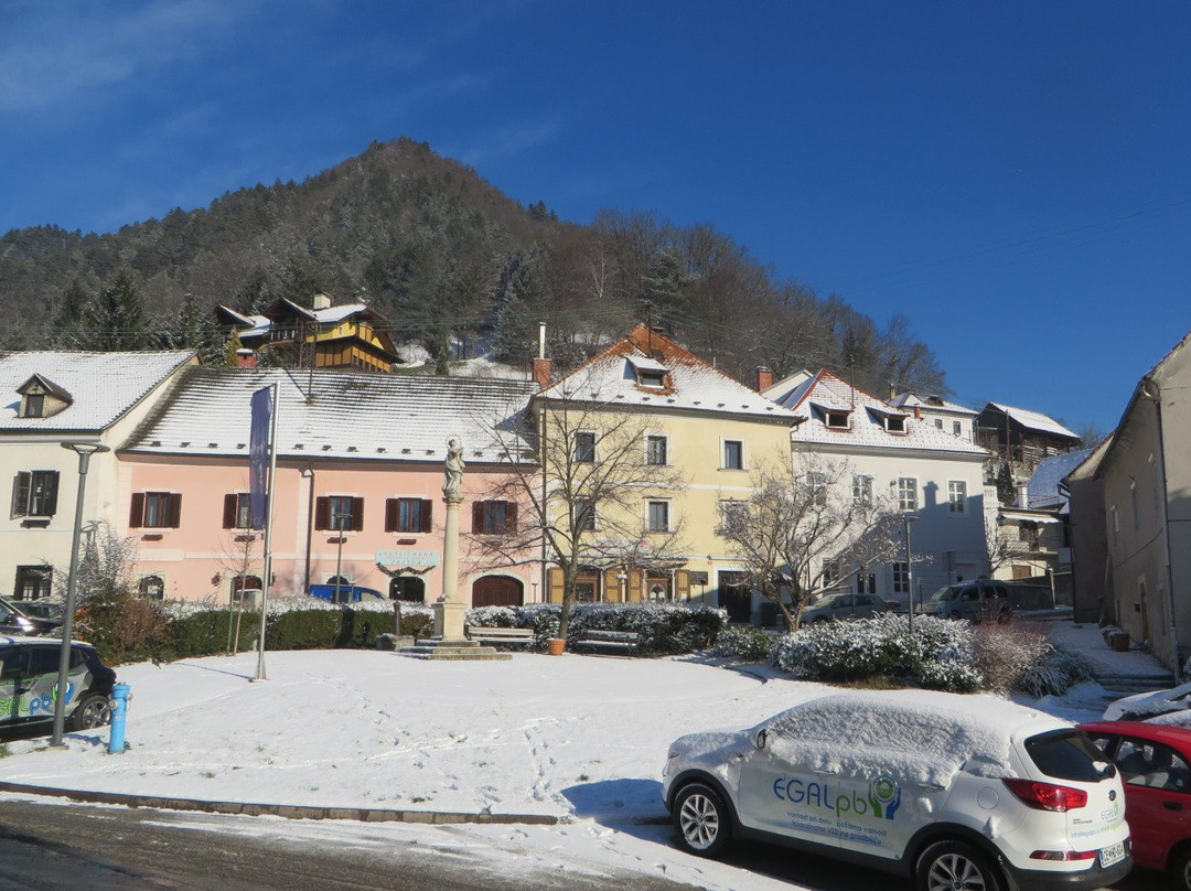 Valvasorjev trg Square-Lasko必去景点