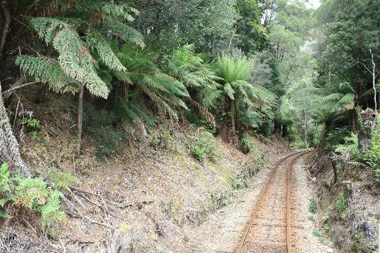西海岸荒原铁路-斯特拉恩必去景点