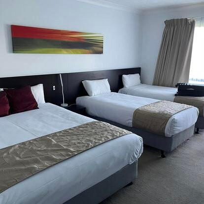 汤斯维尔美居酒店主图