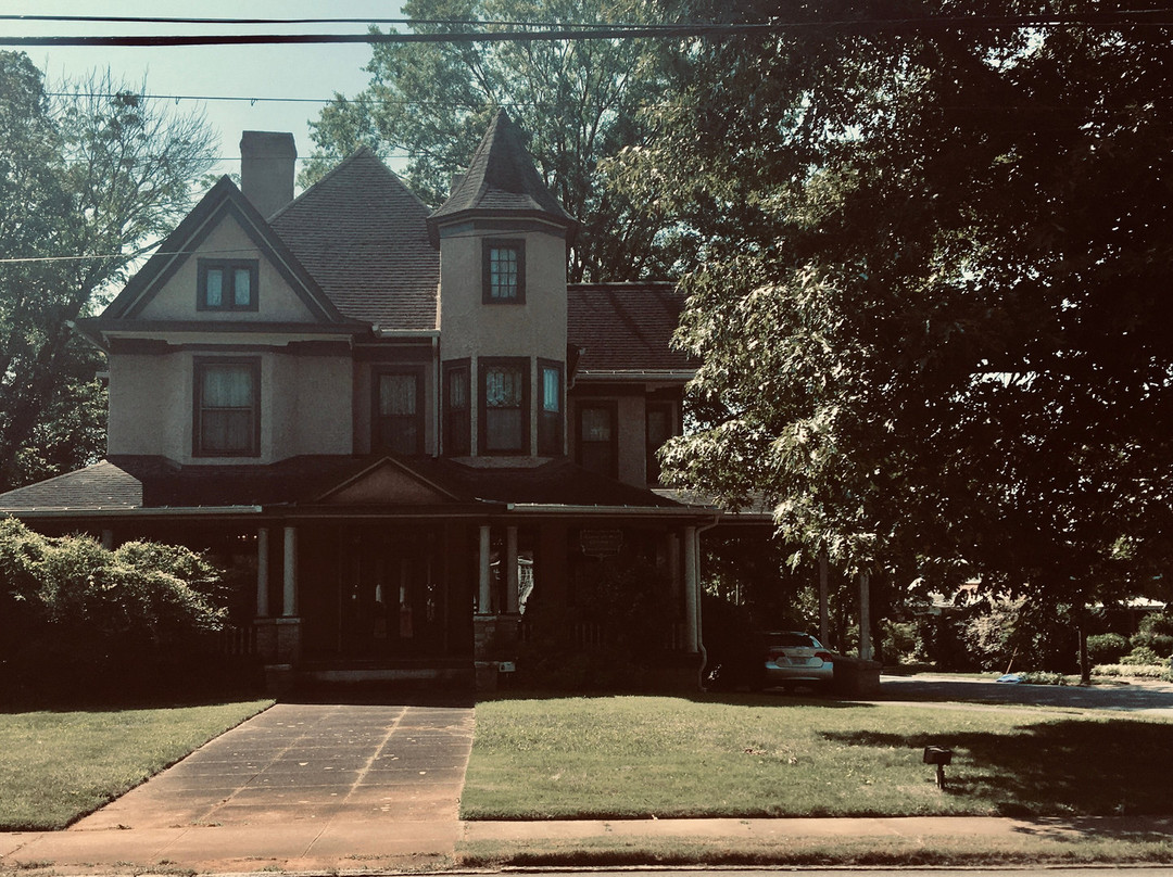 Turn of the Century Victorian Bed and Breakfast主图