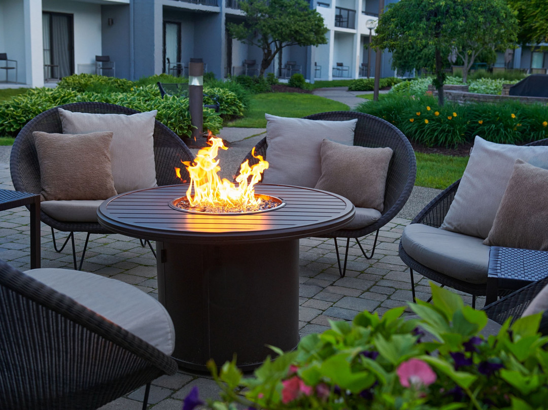 Courtyard by Marriott Detroit Troy