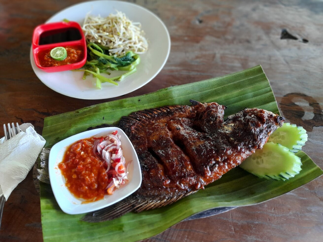 Warung Mina Candidasa