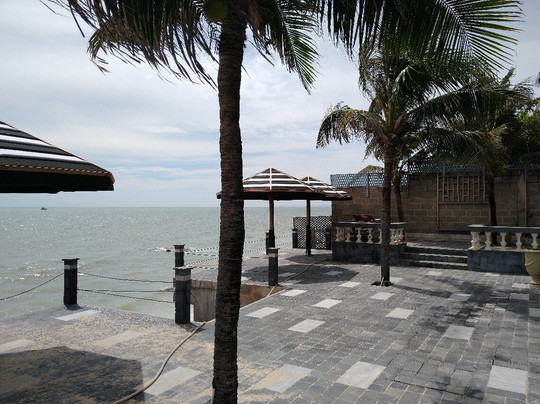 Serenity by the Sea主图