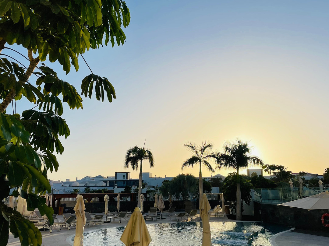 Hotel Lava Beach主图