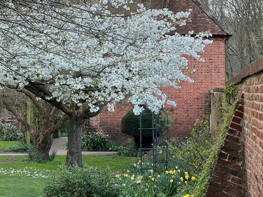 Eastcote House Gardens景点图片