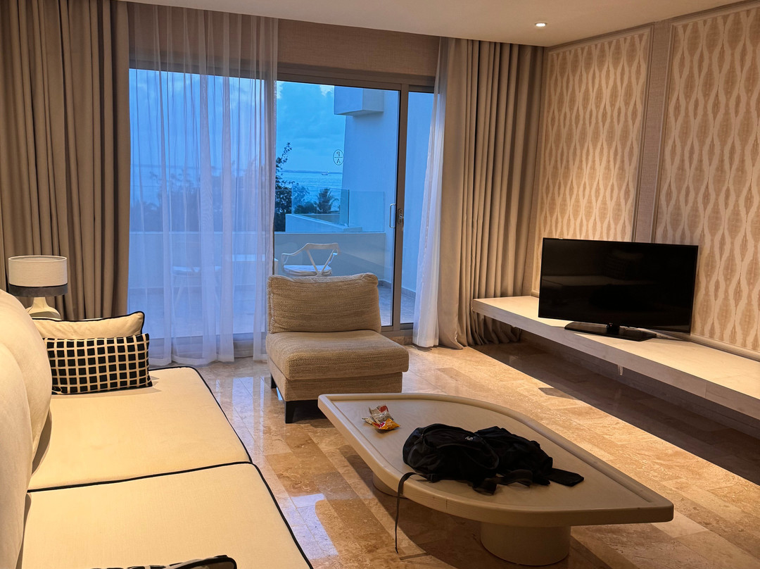 阿琉斯优惠酒店主图