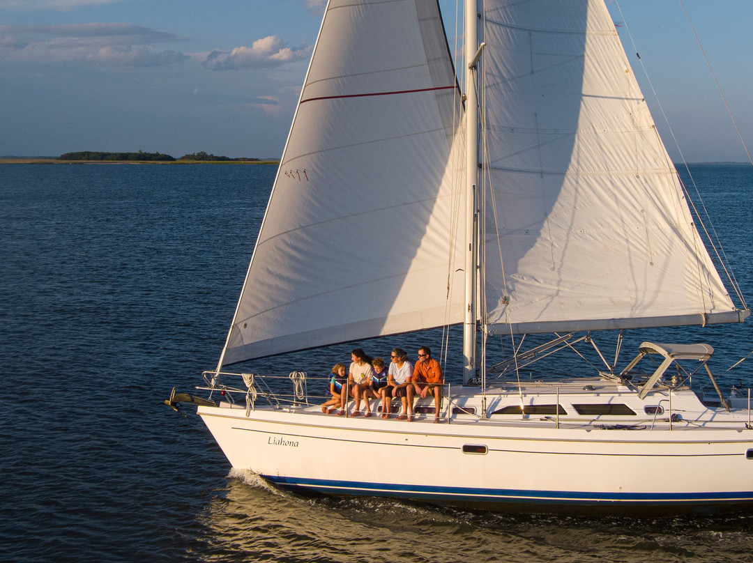 Otter Sailing Adventures-Saint Helena Island必去景点